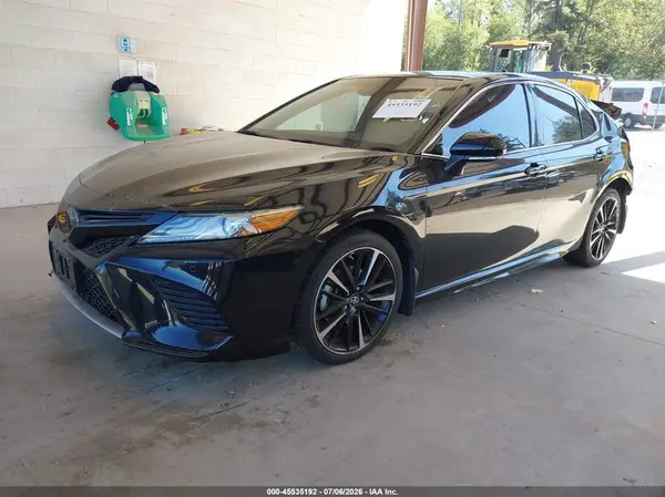 4TAB61HK8JU100873 2018 TOYOTA CAMRY - Image 2