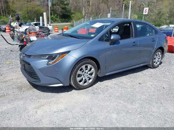 54FB4MDE6RP096892 2024 TOYOTA COROLLA - Image 2