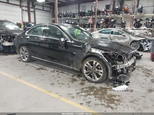 55SWF4HB0JU256811 2018 MERCEDES-BENZ C-KLASSE