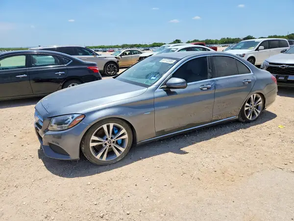 55SWF4HB2HU230110 2017 MERCEDES-BENZ C-KLASSE - Image 1