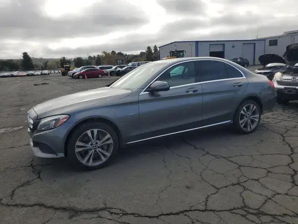 55SWF4HB4JU246007 2018 MERCEDES-BENZ C-KLASSE - Image 1