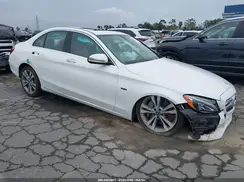 55SWF4HB8JU271038 2018 MERCEDES-BENZ C-KLASSE