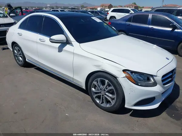 55SWF4JB0GU157103 2016 MERCEDES-BENZ C-KLASSE - Image 1