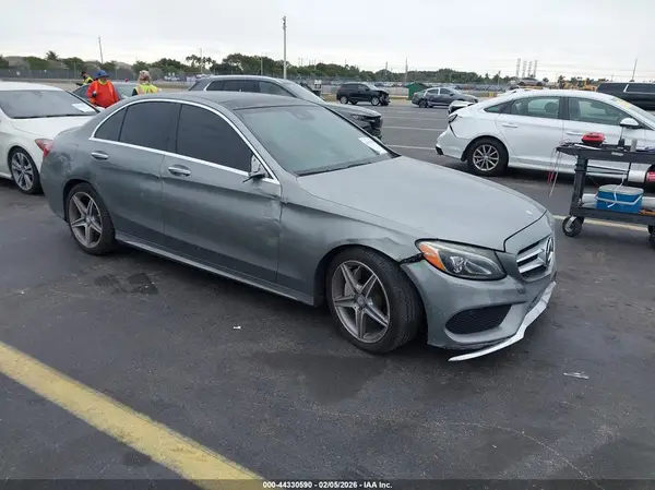 55SWF4JB0GU158638 2016 MERCEDES-BENZ C-KLASSE - Image 1