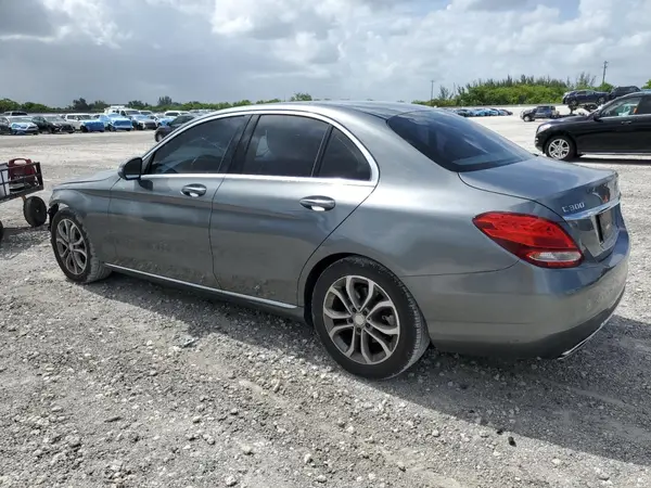 55SWF4JB0HU197957 2017 MERCEDES-BENZ C-KLASSE - Image 2