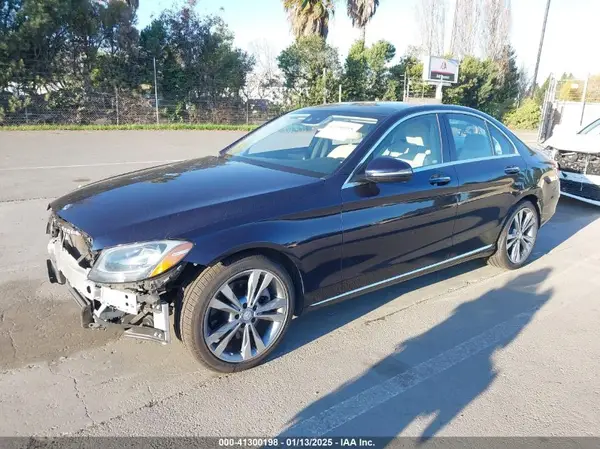55SWF4JB0HU201361 2017 MERCEDES-BENZ C-KLASSE - Image 2
