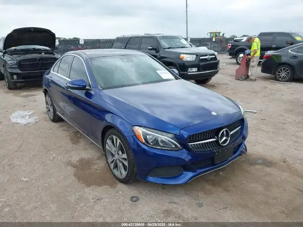55SWF4JB0HU202316 2017 MERCEDES-BENZ C-KLASSE - Image 1