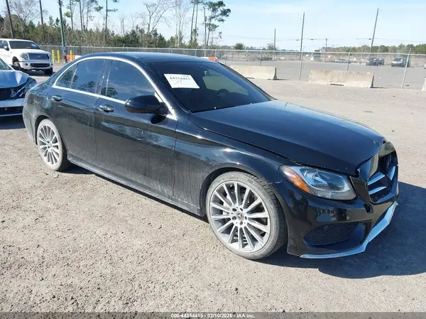 55SWF4JB0HU211520 2017 MERCEDES-BENZ C-KLASSE - Image 1