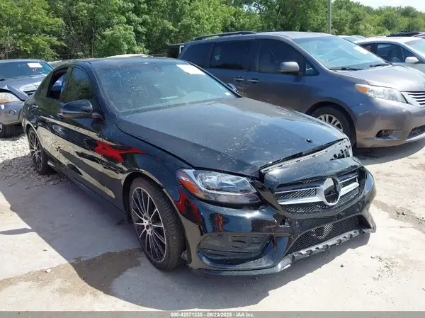 55SWF4JB0HU223456 2017 MERCEDES-BENZ C-KLASSE - Image 1
