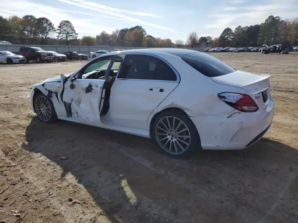 55SWF4JB0HU228589 2017 MERCEDES-BENZ C-KLASSE - Image 2