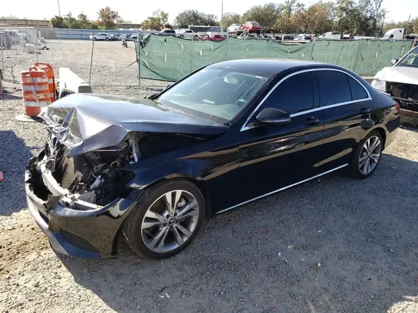 55SWF4JB0HU232108 2017 MERCEDES-BENZ C-KLASSE - Image 1