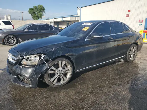 55SWF4JB0HU232478 2017 MERCEDES-BENZ C-KLASSE - Image 1