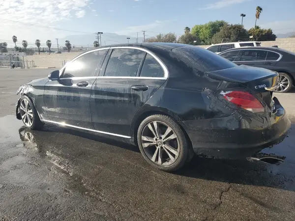 55SWF4JB0HU232478 2017 MERCEDES-BENZ C-KLASSE - Image 2
