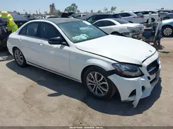 55SWF4JB0JU254924 2018 MERCEDES-BENZ C-KLASSE