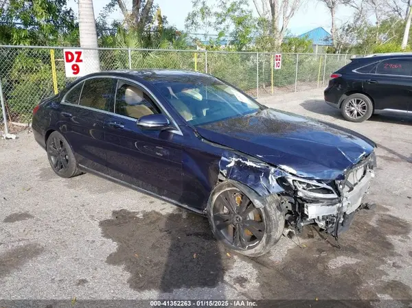 55SWF4JB0JU274929 2018 MERCEDES-BENZ C-KLASSE - Image 1
