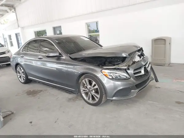 55SWF4JB0JU275353 2018 MERCEDES-BENZ C-KLASSE - Image 1