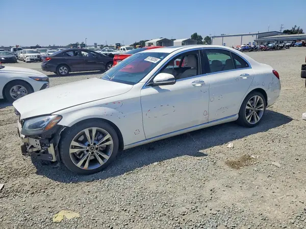 55SWF4JB0JU280813 2018 MERCEDES-BENZ C-KLASSE - Image 1