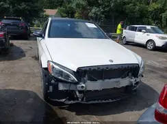55SWF4JB1GU096988 2016 MERCEDES-BENZ C-KLASSE