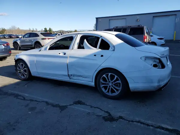 55SWF4JB1GU145106 2016 MERCEDES-BENZ C-KLASSE - Image 2