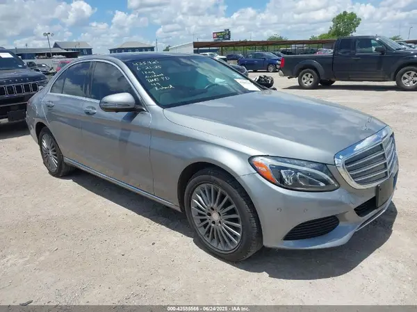 55SWF4JB1GU147843 2016 MERCEDES-BENZ C-KLASSE - Image 1
