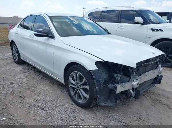 55SWF4JB1GU153075 2016 MERCEDES-BENZ C-KLASSE - Image 1