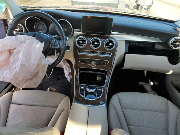 55SWF4JB1HU181931 2017 MERCEDES-BENZ C-KLASSE - Image 8