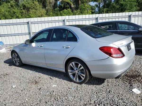 55SWF4JB1HU192699 2017 MERCEDES-BENZ C-KLASSE - Image 2