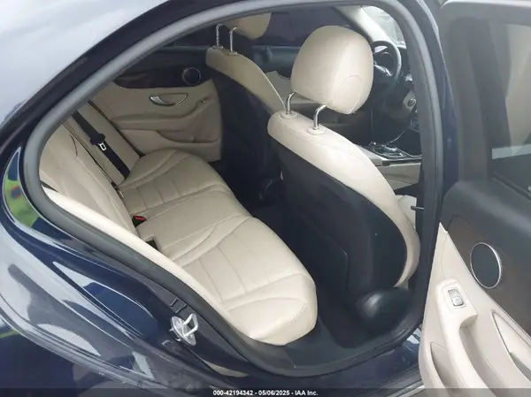 55SWF4JB1HU217102 2017 MERCEDES-BENZ C-KLASSE - Image 8