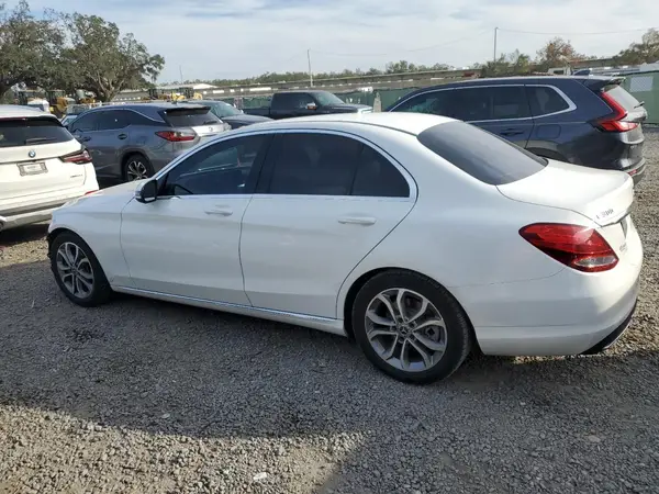55SWF4JB1HU232053 2017 MERCEDES-BENZ C-KLASSE - Image 2