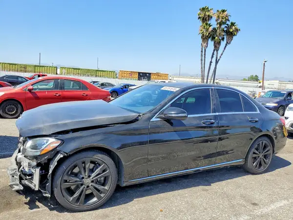 55SWF4JB1JU253460 2018 MERCEDES-BENZ C-KLASSE - Image 1