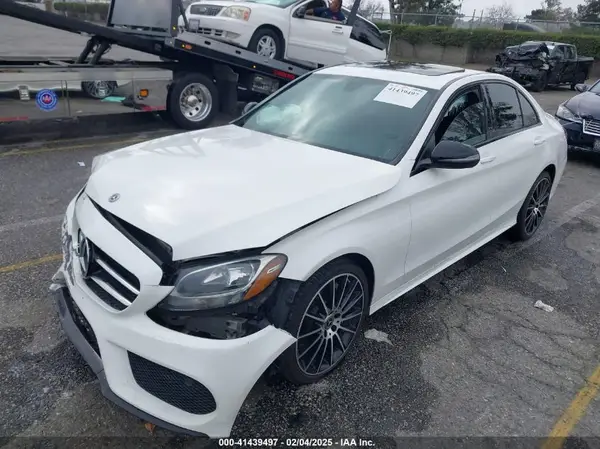 55SWF4JB1JU264619 2018 MERCEDES-BENZ C-KLASSE - Image 2