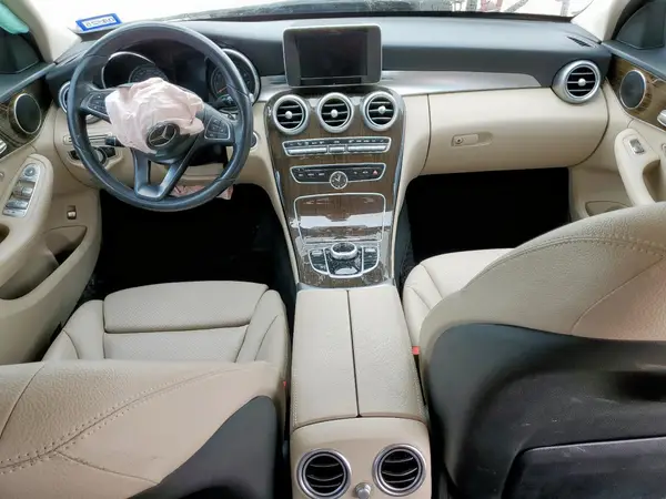 55SWF4JB1JU267312 2018 MERCEDES-BENZ C-KLASSE - Image 8