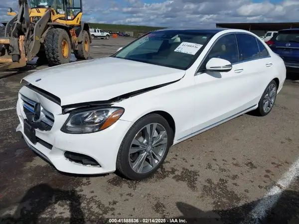 55SWF4JB2GU156633 2016 MERCEDES-BENZ C-KLASSE - Image 2