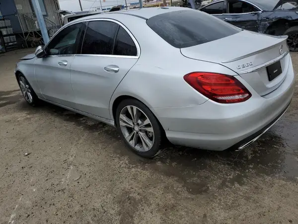 55SWF4JB2GU157782 2016 MERCEDES-BENZ C-KLASSE - Image 2