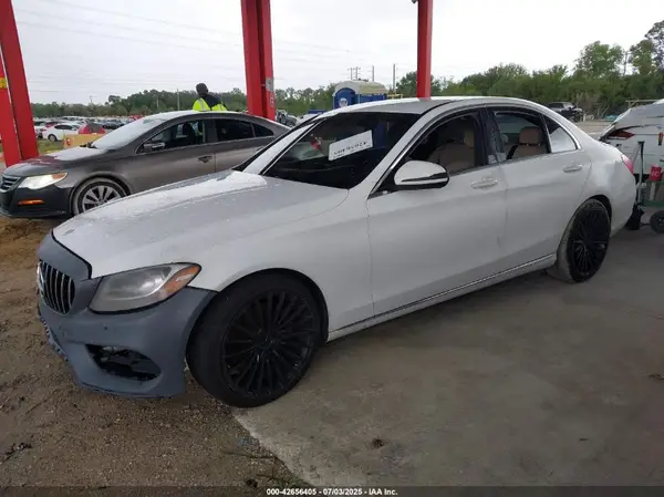55SWF4JB2GU173643 2016 MERCEDES-BENZ C-KLASSE - Image 2