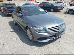 55SWF4JB2HU183218 2017 MERCEDES-BENZ C-KLASSE