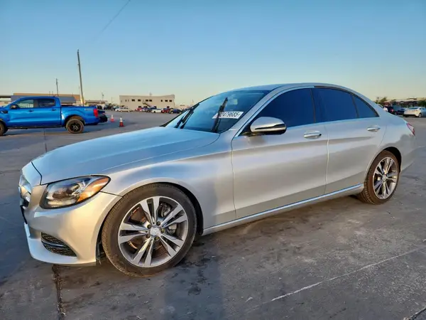 55SWF4JB2HU204326 2017 MERCEDES-BENZ C-KLASSE - Image 1