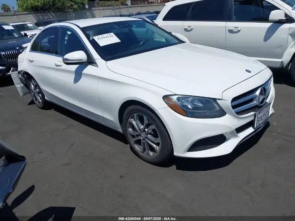 55SWF4JB2HU205606 2017 MERCEDES-BENZ C-KLASSE - Image 1