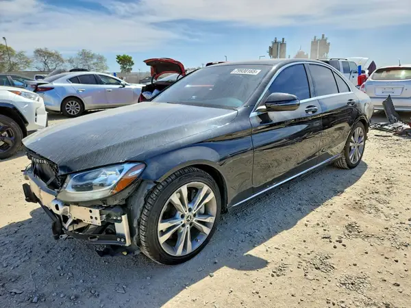 55SWF4JB2HU219666 2017 MERCEDES-BENZ C-KLASSE - Image 1