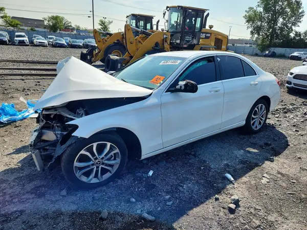 55SWF4JB2HU233681 2017 MERCEDES-BENZ C-KLASSE - Image 1