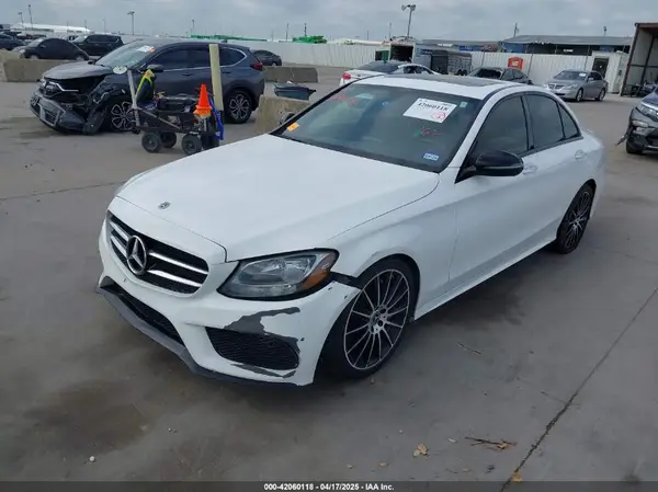 55SWF4JB2JU241494 2018 MERCEDES-BENZ C-KLASSE - Image 2