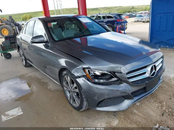 55SWF4JB2JU243715 2018 MERCEDES-BENZ C-KLASSE - Image 1