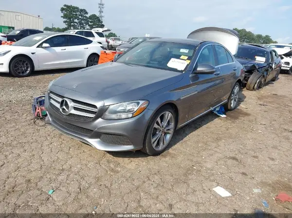 55SWF4JB2JU248297 2018 MERCEDES-BENZ C-KLASSE - Image 2