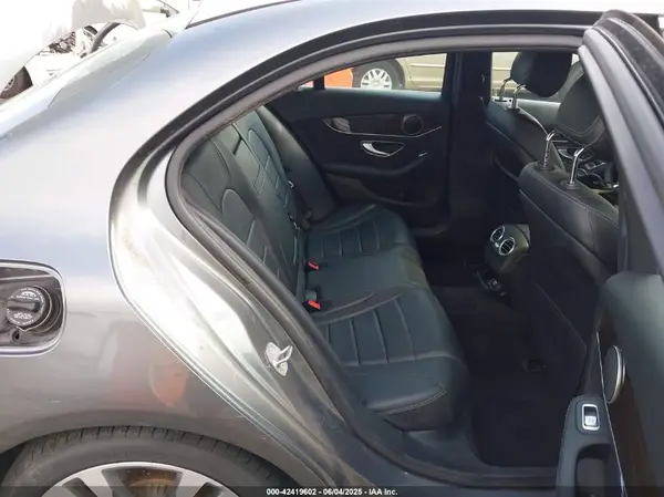55SWF4JB2JU248297 2018 MERCEDES-BENZ C-KLASSE - Image 8