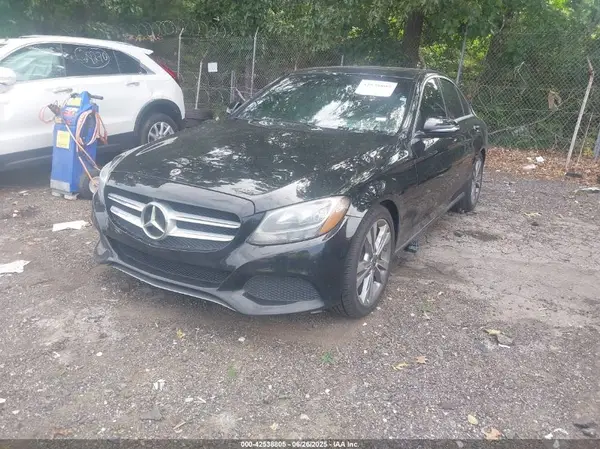 55SWF4JB2JU248820 2018 MERCEDES-BENZ C-KLASSE - Image 2