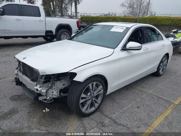 55SWF4JB2JU252916 2018 MERCEDES-BENZ C-KLASSE - Image 2