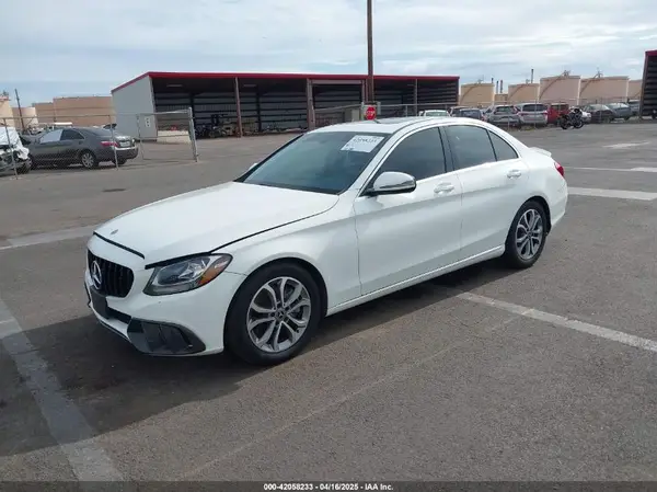 55SWF4JB2JU258957 2018 MERCEDES-BENZ C-KLASSE - Image 2