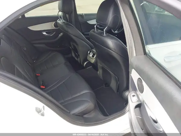 55SWF4JB2JU258957 2018 MERCEDES-BENZ C-KLASSE - Image 8