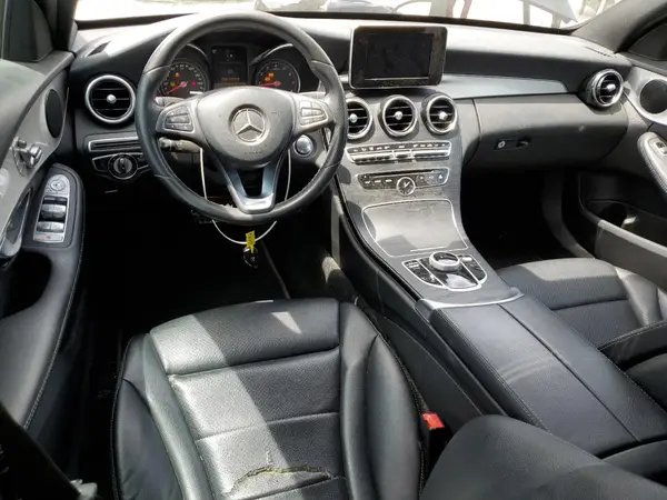 55SWF4JB2JU266220 2018 MERCEDES-BENZ C-KLASSE - Image 8