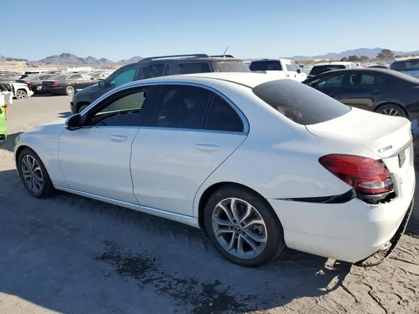 55SWF4JB2JU273443 2018 MERCEDES-BENZ C-KLASSE - Image 2